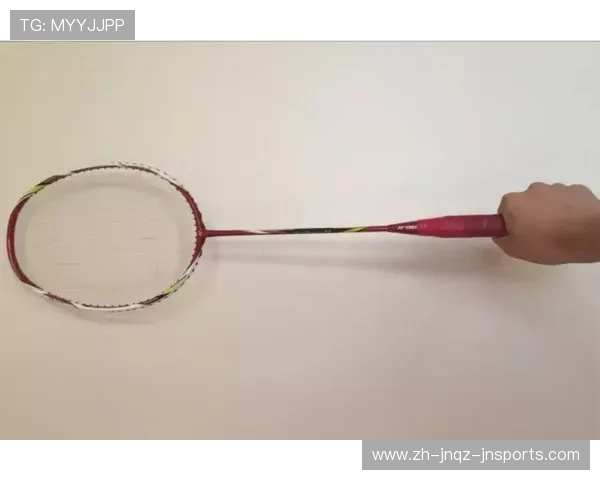 羽毛球如何转动球头